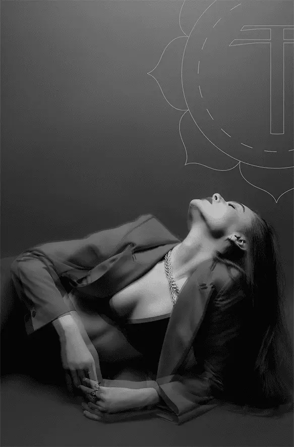 Tantra-Woman-touch-massasje